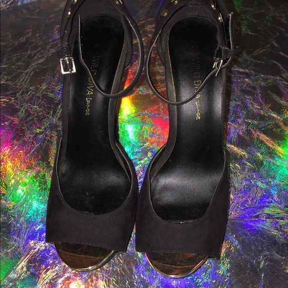 Wild Diva platform shoes with studs, size 7 - Picture 7 of 8